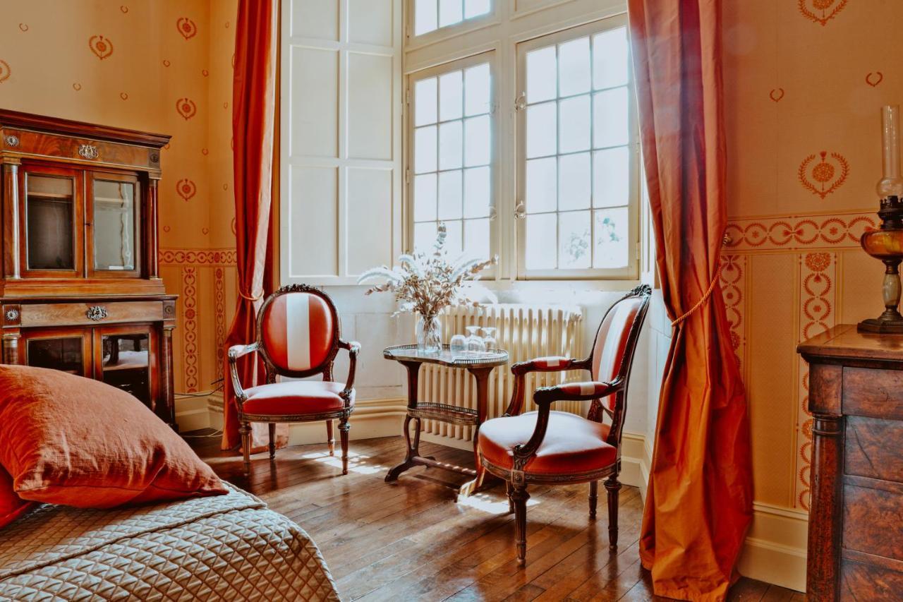Chateau De Crazannes Kültér fotó